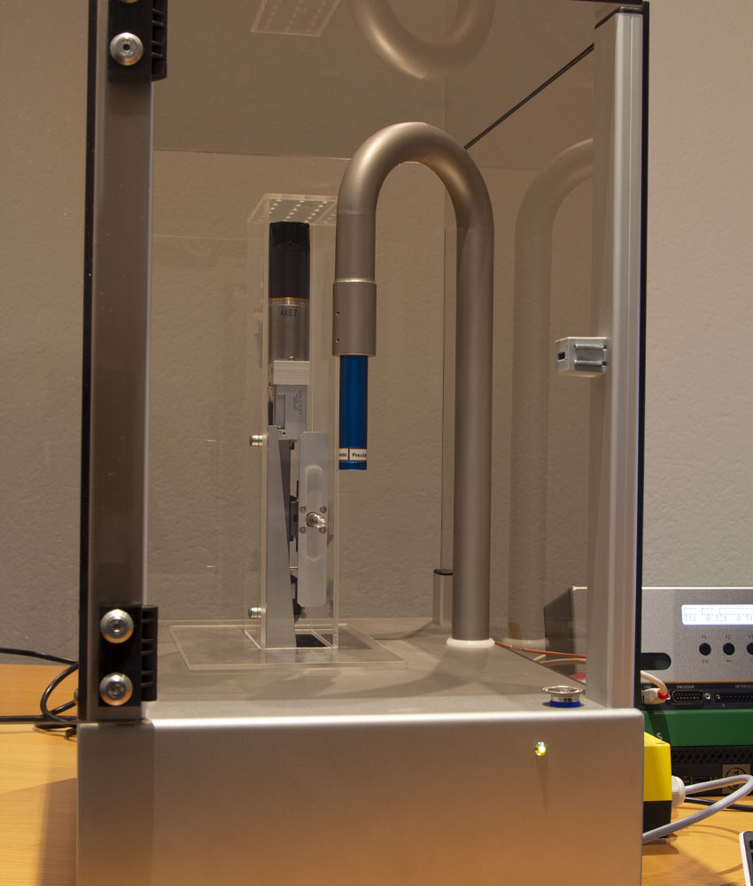 Appareil optique de mesure de device médicaux